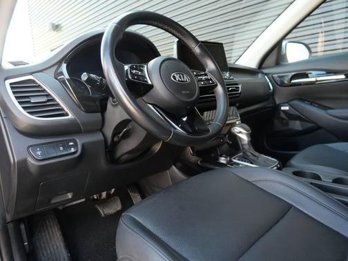 Steel Gray 2021 Kia Seltos SX Turbo