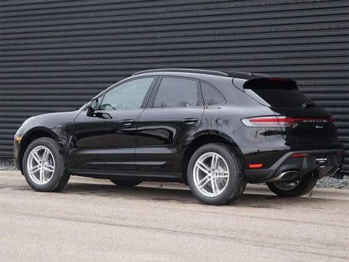 2026 Porsche Macan 