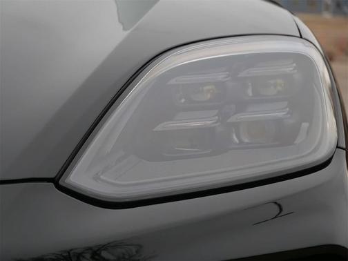 2026 Porsche Cayenne GTS