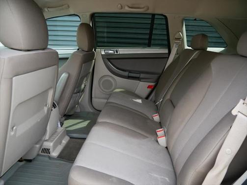 2006 Chrysler Pacifica Base