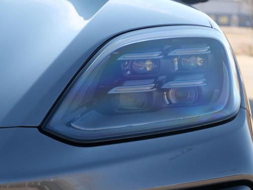 Quartzite Grey Metallic 2026 Porsche Cayenne S