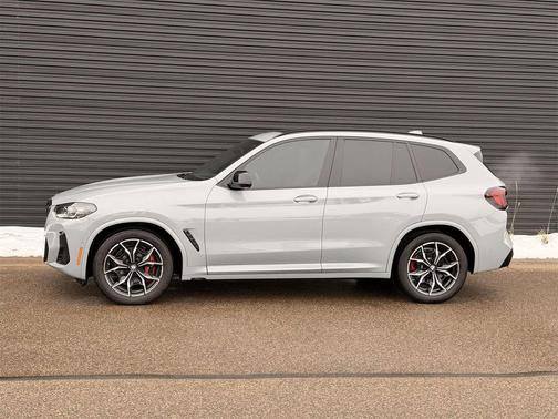 2023 BMW X3 M40i