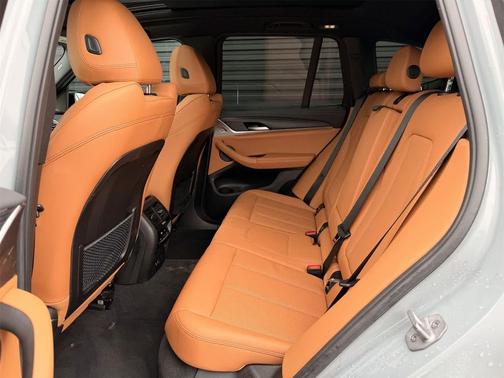 2023 BMW X3 M40i