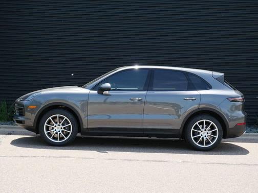 Grey 2021 Porsche Cayenne Cayenne