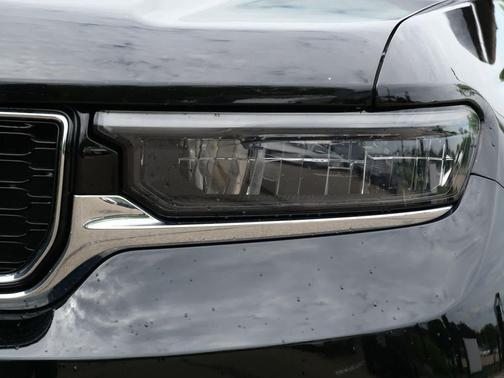 Diamond Black Crystal Pearlcoat 2023 Jeep Grand Cherokee L Limited