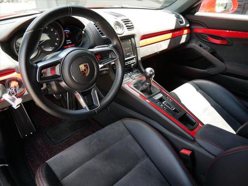 2016 Porsche Boxster Spyder