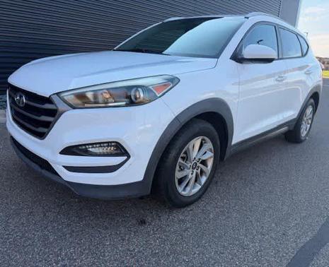 2016 Hyundai TUCSON SE