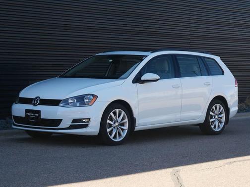 2017 Volkswagen Golf SportWagen TSI SE