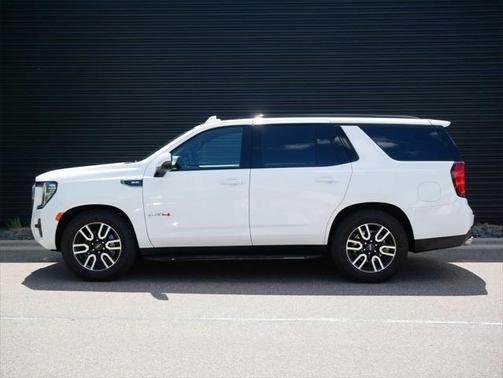 2023 GMC Yukon 4WD AT4