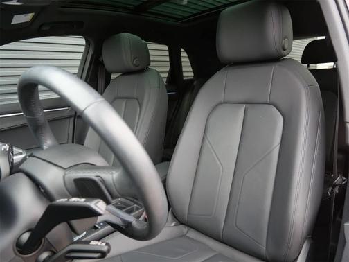 2023 Audi Q3 45 S line Premium Plus
