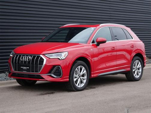 2023 Audi Q3 45 S line Premium Plus