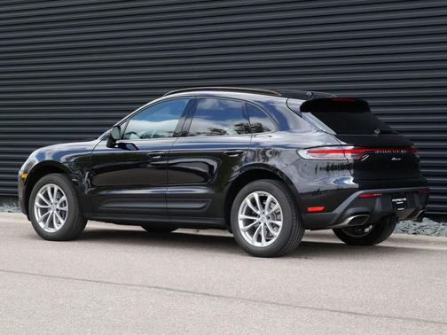 2025 Porsche Macan Macan