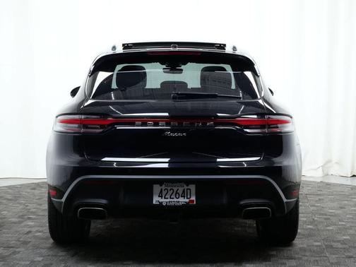 2025 Porsche Macan Macan