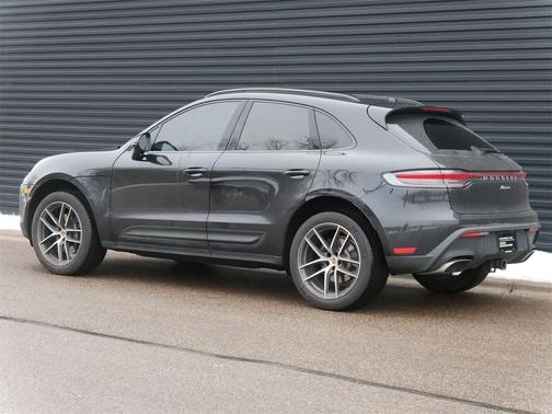 2024 Porsche Macan AWD