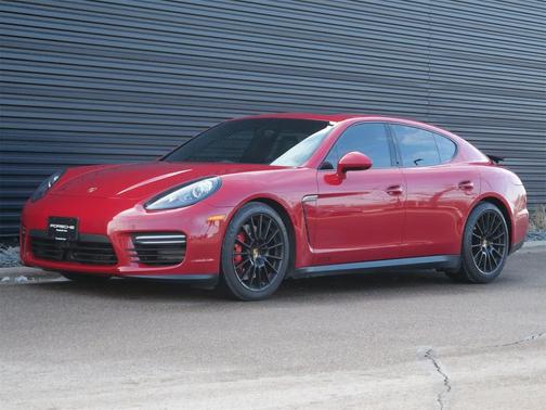 2016 Porsche Panamera GTS