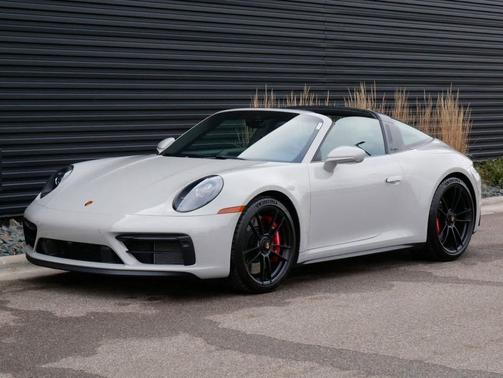 2024 Porsche 911 Targa 4 GTS
