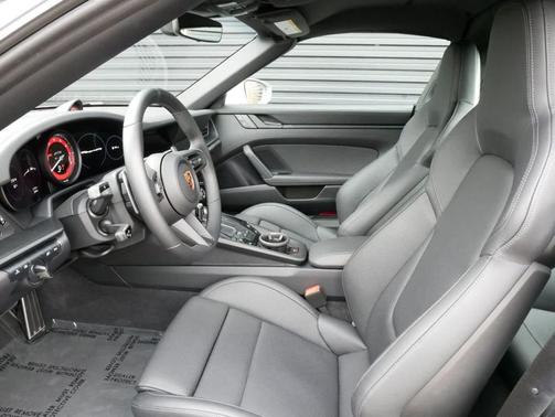 2024 Porsche 911 Targa 4 GTS