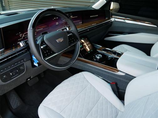 2025 Cadillac Escalade ESV Premium Luxury Platinum