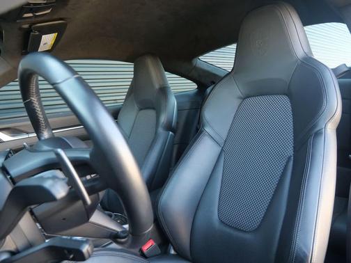 2021 Porsche 911 Turbo S