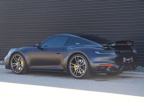 2021 Porsche 911 Turbo S