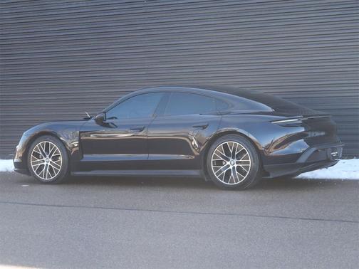 2021 Porsche Taycan 