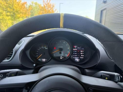 2024 Porsche 718 Cayman GT4 RS