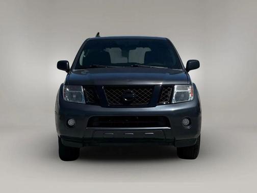 2010 Nissan Pathfinder S FE+