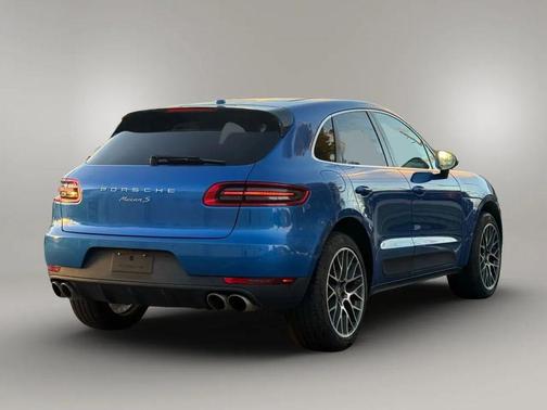 2015 Porsche Macan S