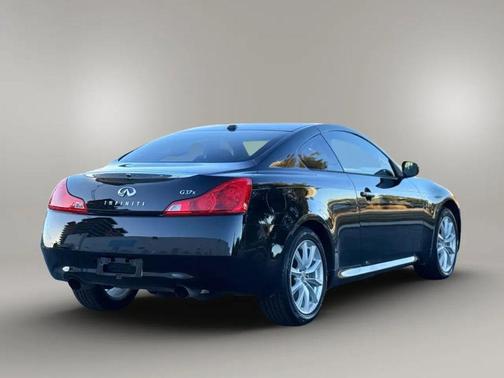 2013 INFINITI G37x Base