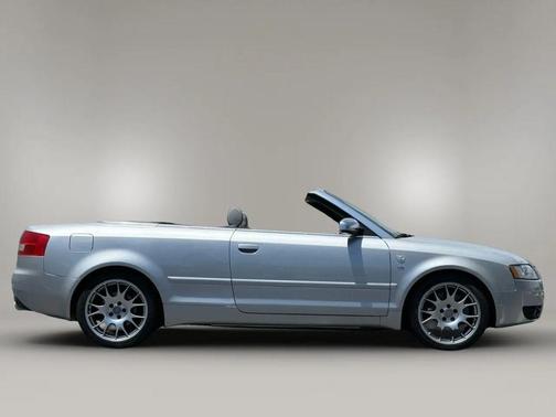 2006 Audi S4 Quattro Cabriolet 2D