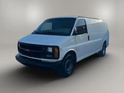 2001 Chevrolet Express 2500 Base