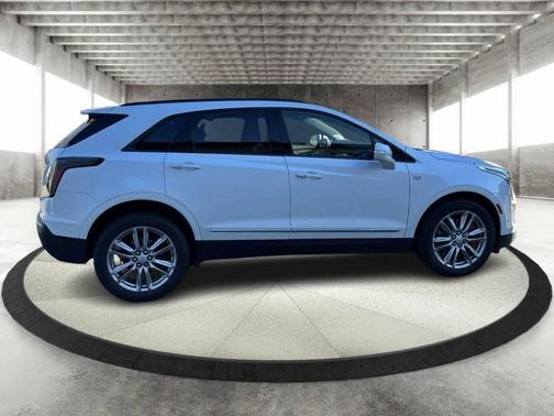 2023 Cadillac XT5 Sport