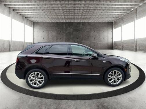 2020 Cadillac XT5 Sport