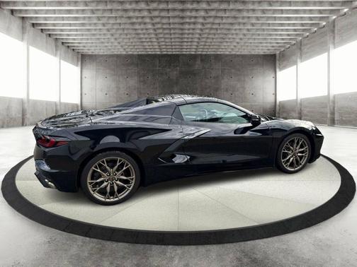 2025 Chevrolet Corvette Stingray w/2LT