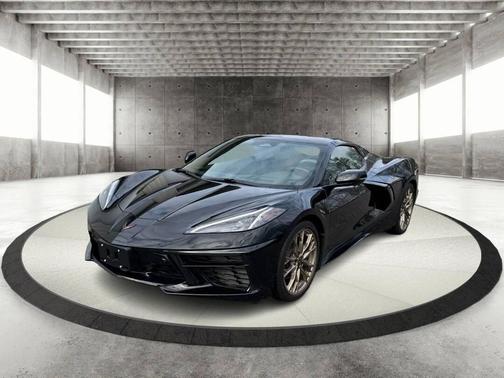 2025 Chevrolet Corvette Stingray w/2LT