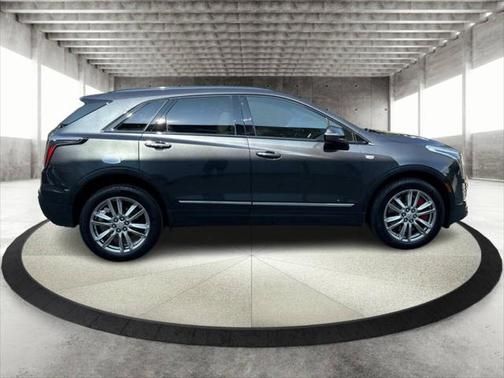 2023 Cadillac XT5 Sport