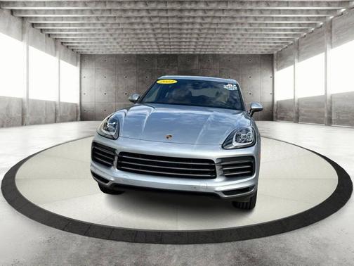 2023 Porsche Cayenne S