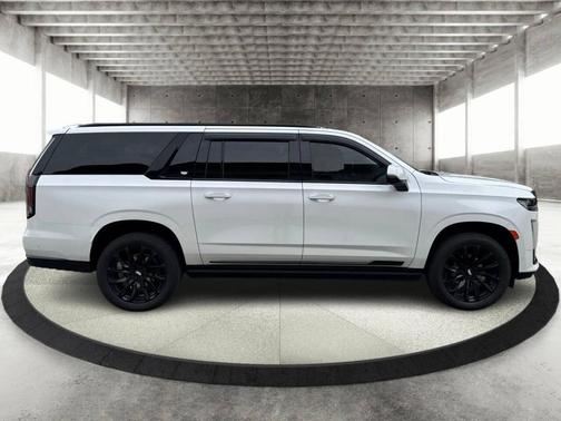 2023 Cadillac Escalade ESV Sport Platinum