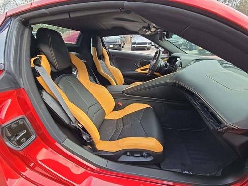 2024 Chevrolet Corvette Stingray w/2LT