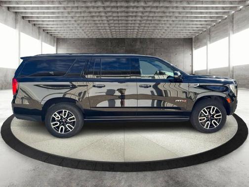 2023 GMC Yukon XL AT4 4x4 4dr SUV