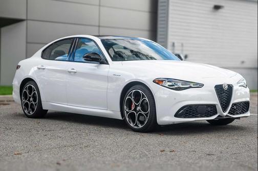 2024 Alfa Romeo Giulia Veloce AWD