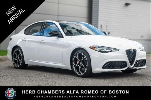 2024 Alfa Romeo Giulia Veloce AWD