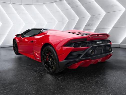 2022 Lamborghini Huracan EVO Spyder RWD
