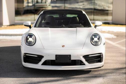2020 Porsche 911 Carrera 4S