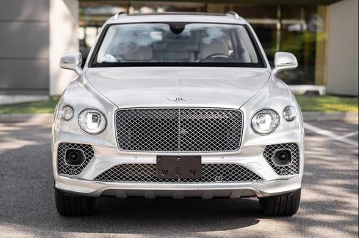 2022 Bentley Bentayga V8
