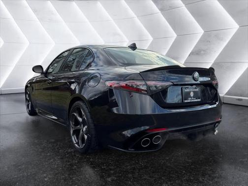 2024 Alfa Romeo Giulia Quadrifoglio