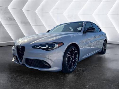 2025 Alfa Romeo Giulia AWD