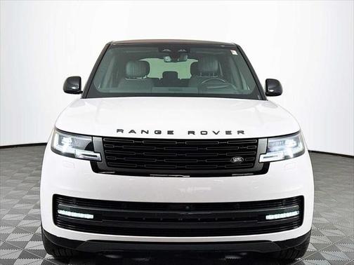 2024 Land Rover Range Rover P530 SE