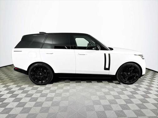 2024 Land Rover Range Rover P530 SE