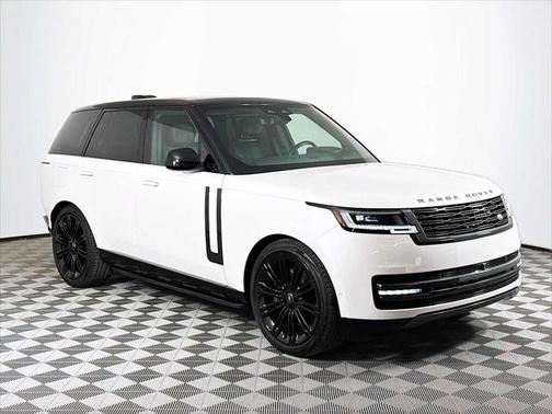 2024 Land Rover Range Rover P530 SE